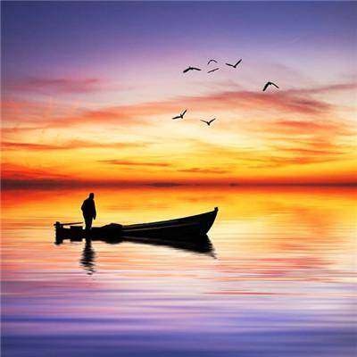 崎岖山路的车手